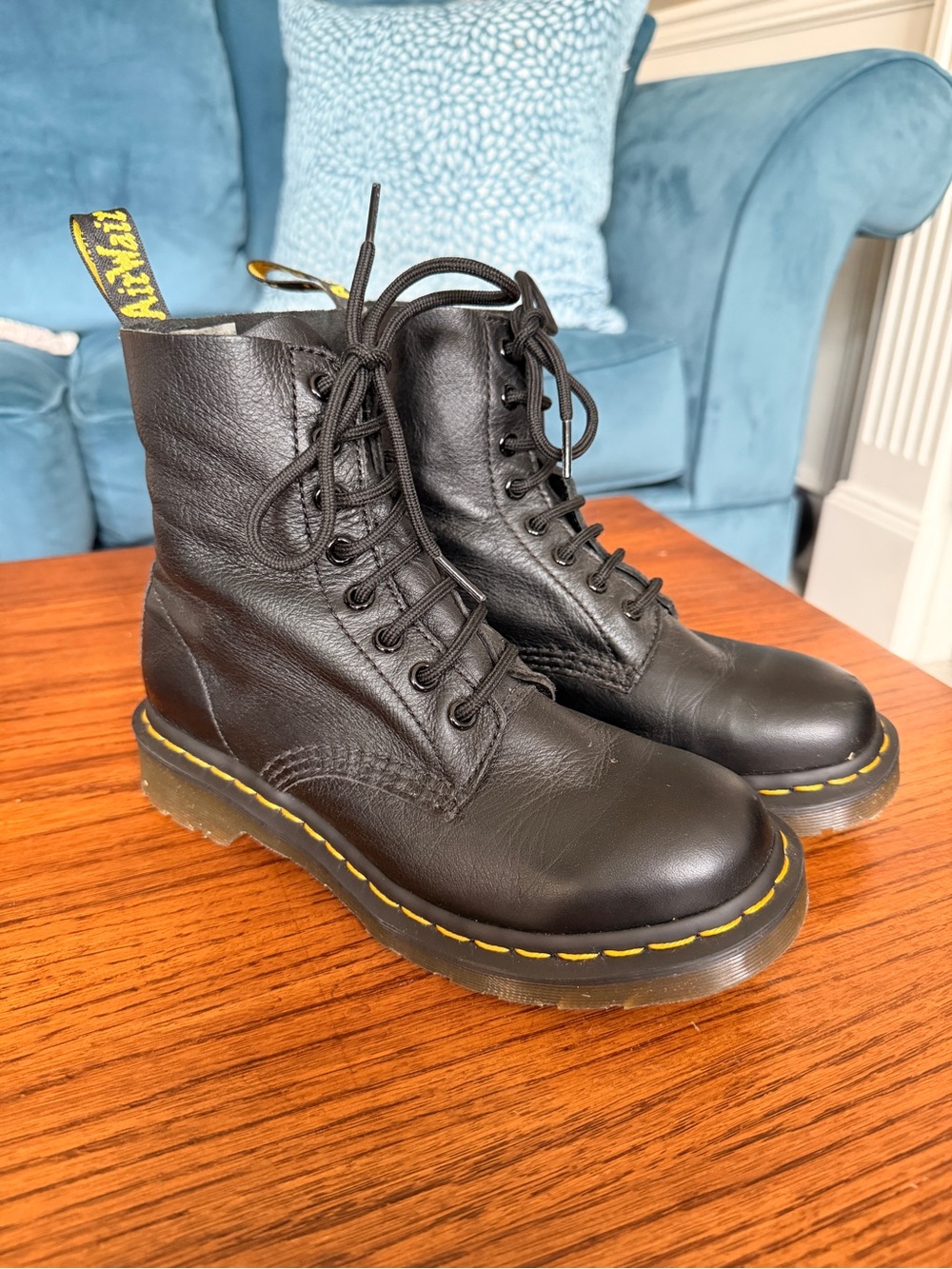 Dr. Martens 1460 Pascal Virginia Leather Boots Black US 6